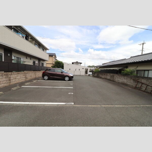 駐車場 (駐車場)