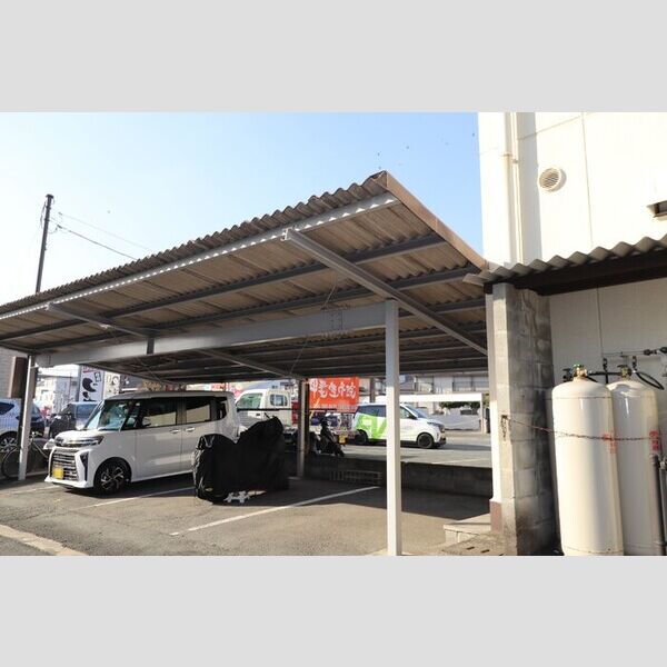 駐車場 (駐車場)