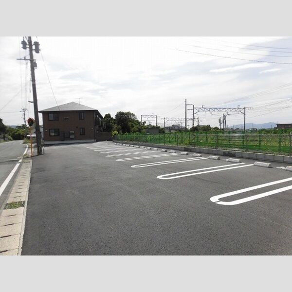 駐車場 (駐車場)