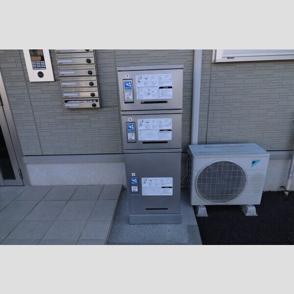 現地周辺 (宅配ボックス)