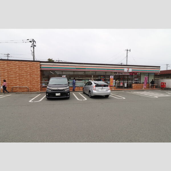 現地周辺 (セブン・イレブン玉名山田店 約2,000m)