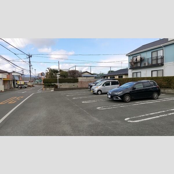 駐車場 (駐車場)