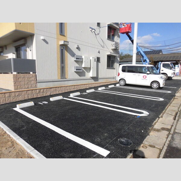 駐車場 (駐車場)