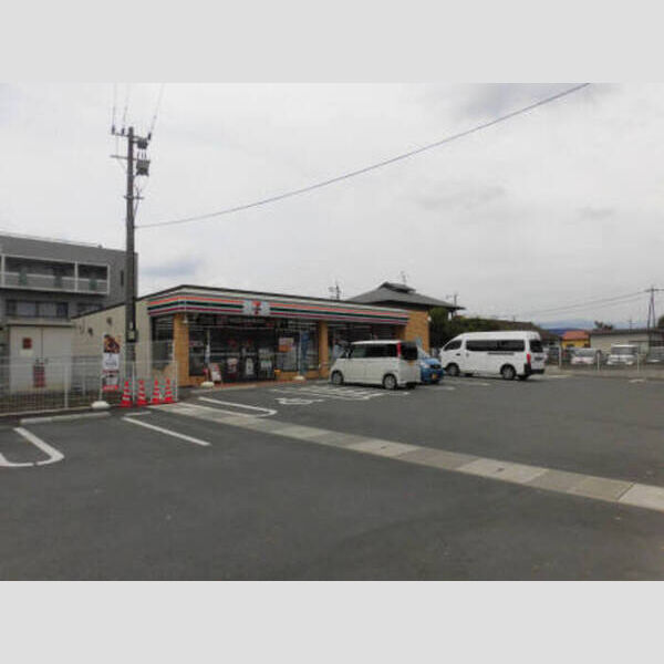 現地周辺 (セブンイレブン菊池中央店　169m)