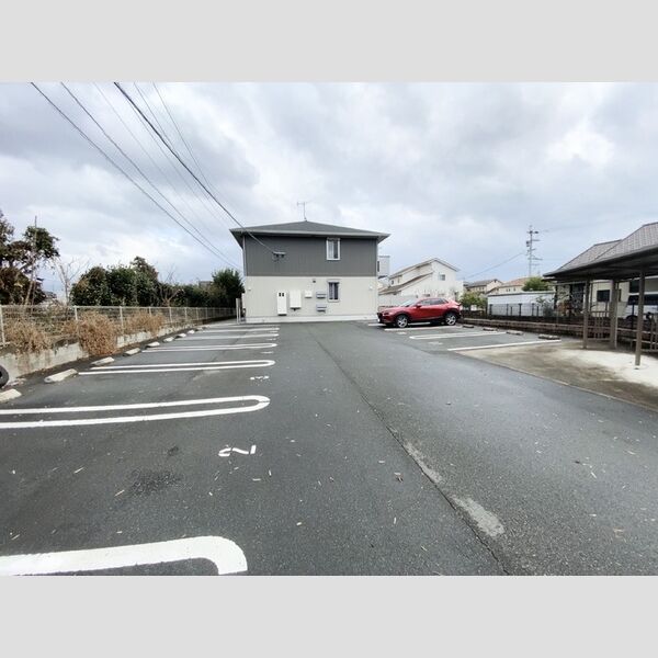 駐車場 (駐車場)