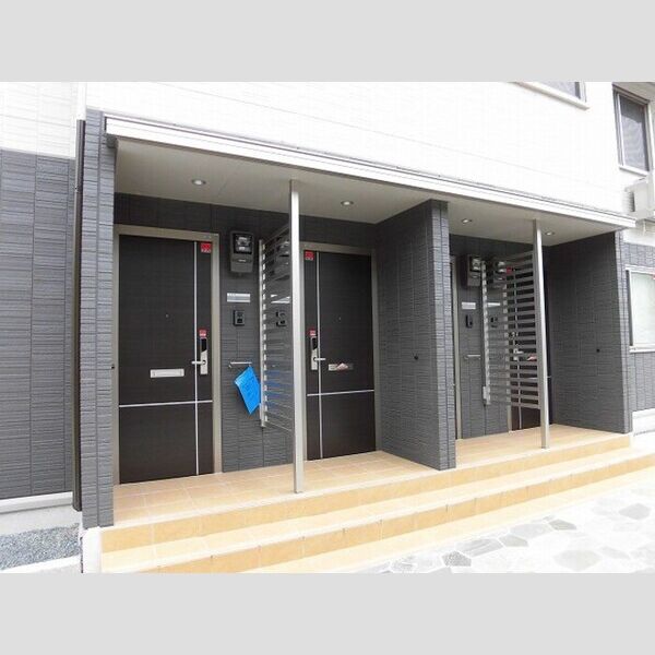 エントランス (エントランス)