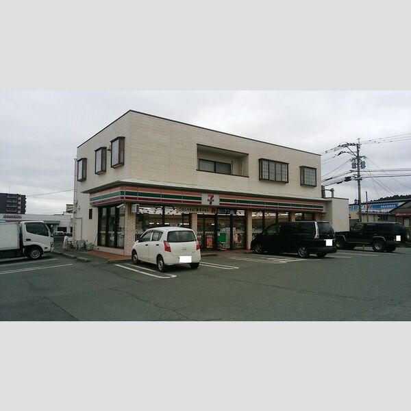 現地周辺 (セブンイレブン熊本大津店 550m)