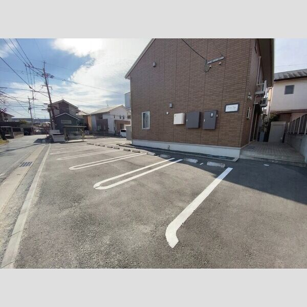 現地周辺 (駐車場)