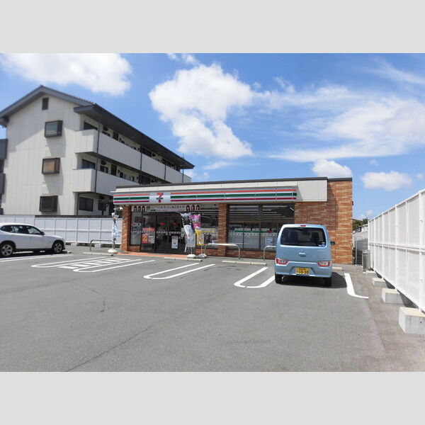 現地周辺 (セブンイレブン武蔵ヶ丘6丁目店まで約520m)