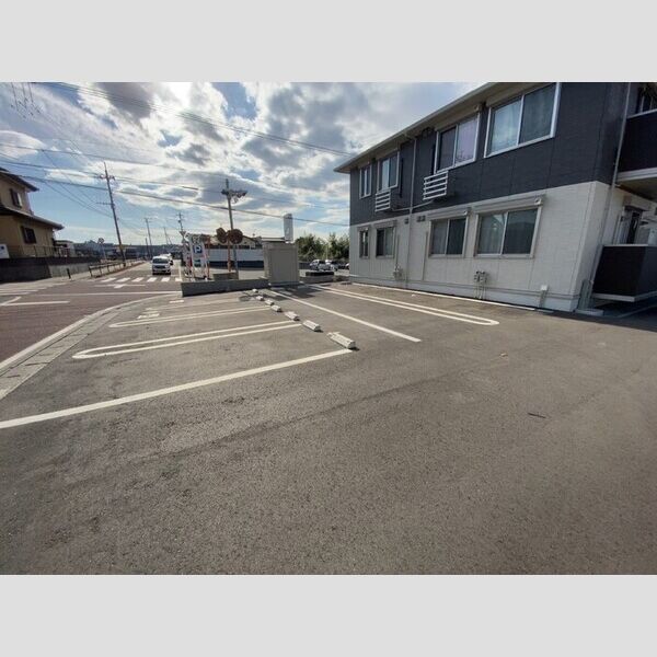 駐車場 (駐車場)