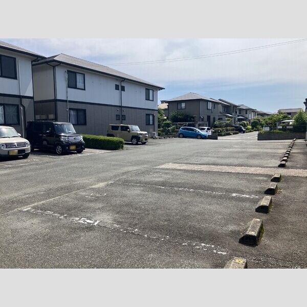 駐車場 (パークサイドヴィラ　駐車場)