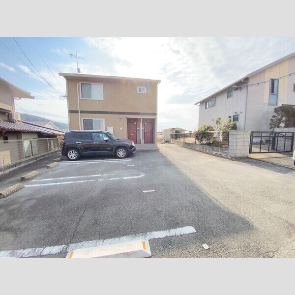 駐車場 (駐車場)