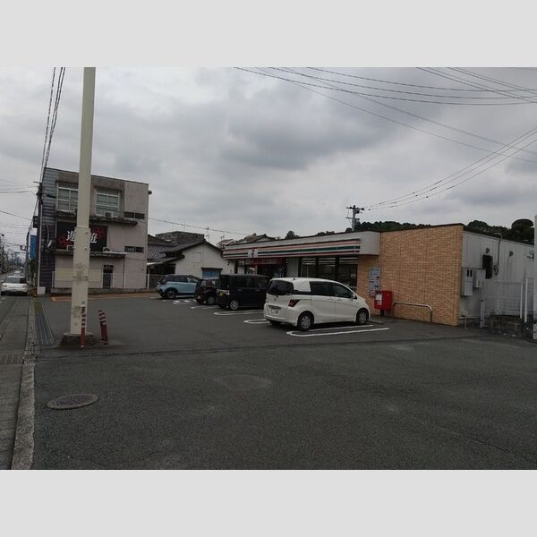 現地周辺 (セブンイレブン熊本大津郵便局前店 650m)