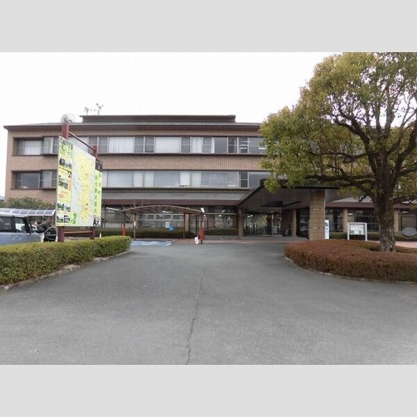 現地周辺 (和水町役場(約620m))