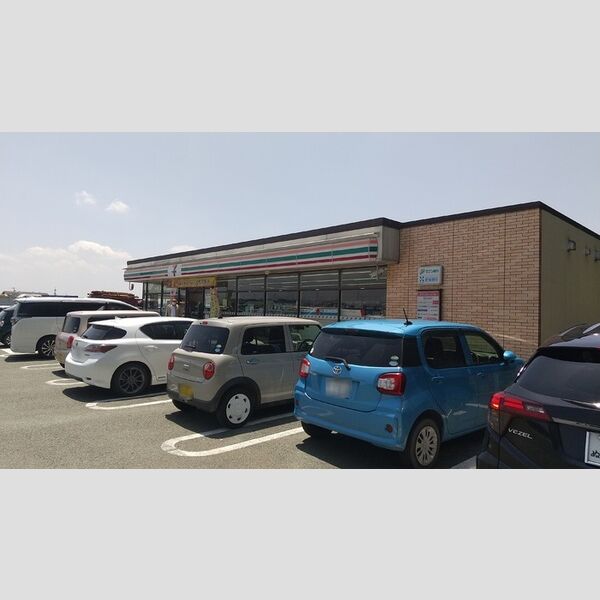 現地周辺 (セブンイレブン合志幾久富店(1037m))
