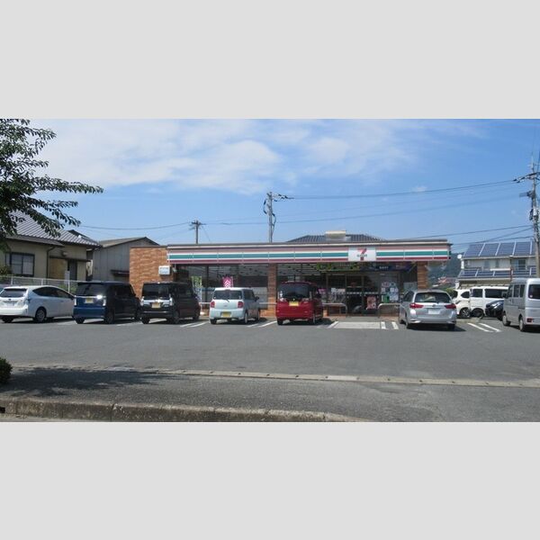 現地周辺 (セブンイレブン　玉名山田店　485M)