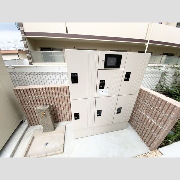 現地周辺 (宅配ボックス)