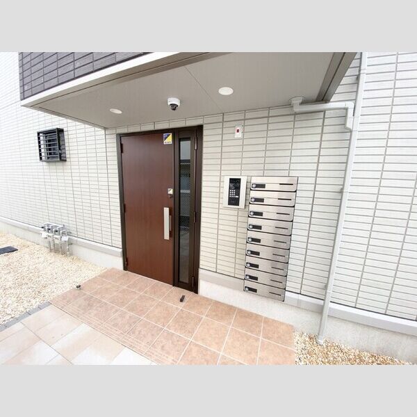 エントランス (エントランス)