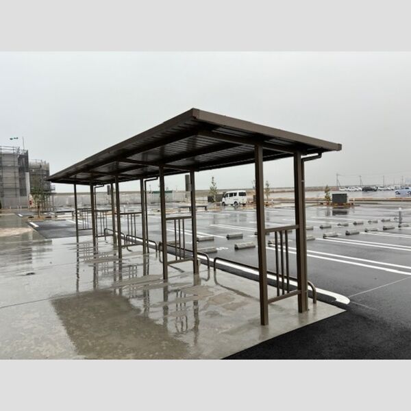 現地周辺 (ルピナスシーサイドB棟 駐輪場)