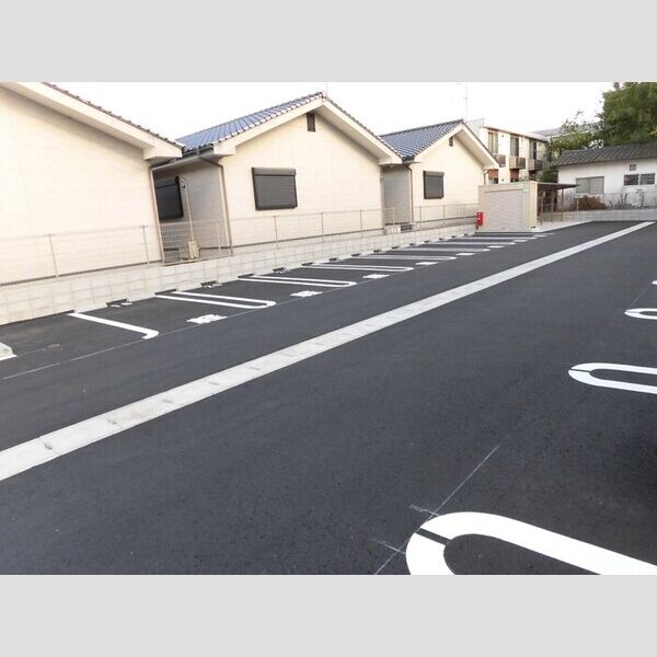 駐車場 (駐車場)