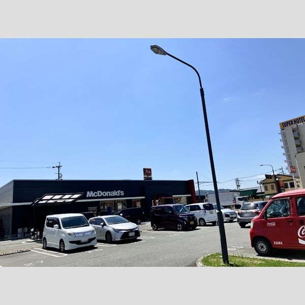 現地周辺 (マクドナルド3号線山鹿店まで190m)
