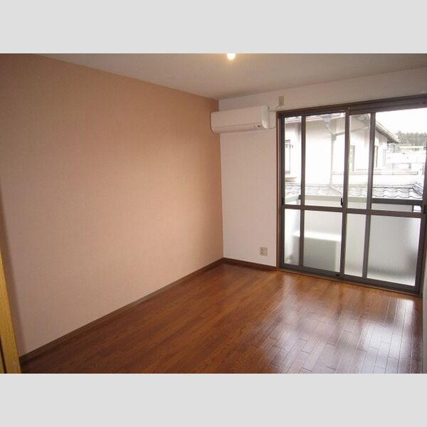 その他 (202　洋室)