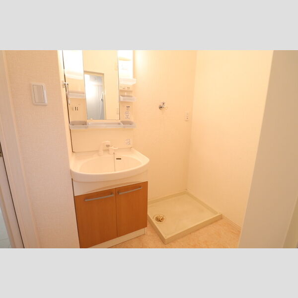 洗面所 (A106 洗面所)