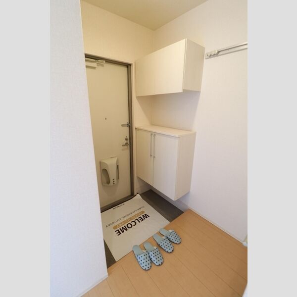 玄関 (102　玄関)