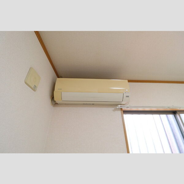 その他 (205 エアコン)