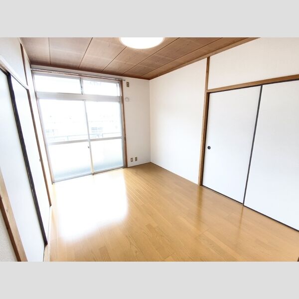 その他 (302洋室)