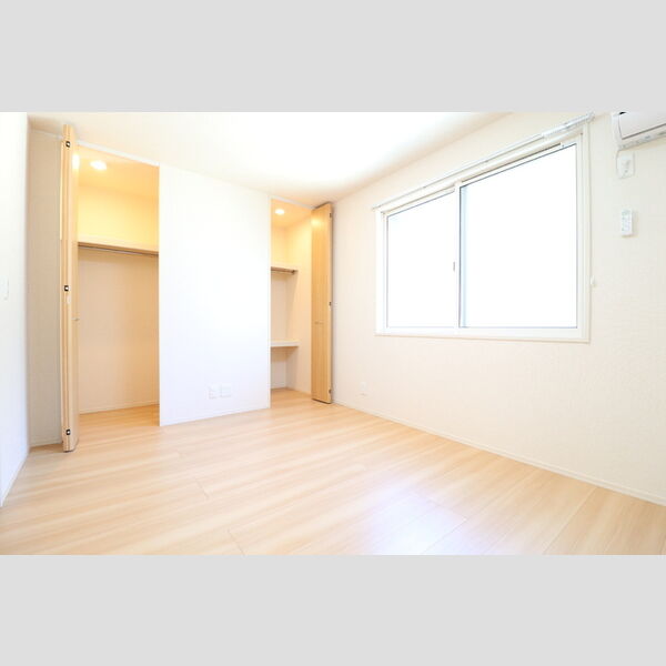 収納 (201　北側洋室クローゼット)