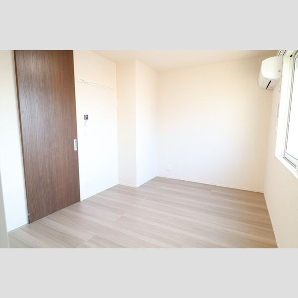 その他 (105　洋室)