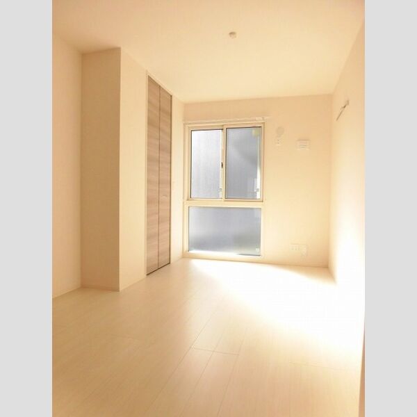 その他 (102　洋室)