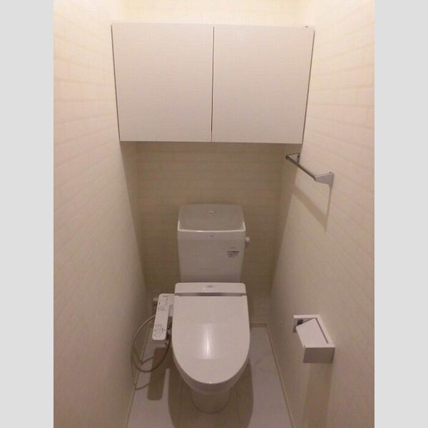 トイレ (トイレ106)