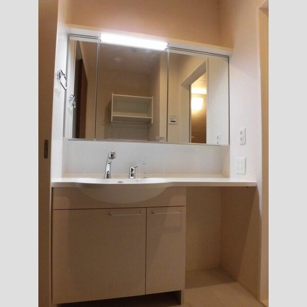 洗面所 (洗面所106)