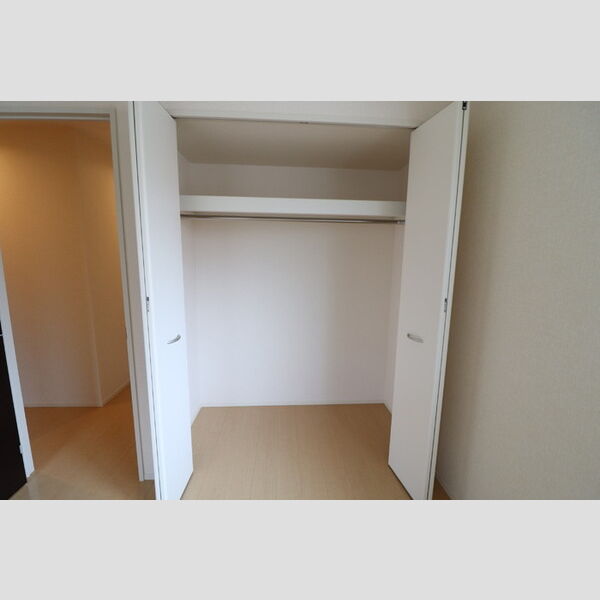 収納 (101クローゼット)
