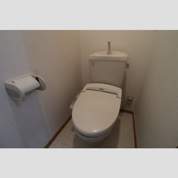 トイレ (102　温水洗浄暖房便座)