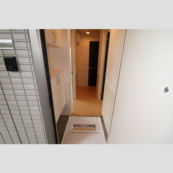 玄関 (101 シューズボックス)