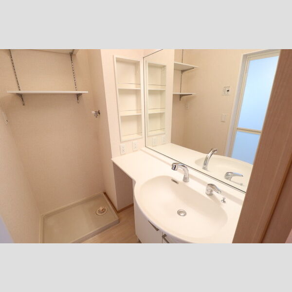 洗面所 (105洗面所)