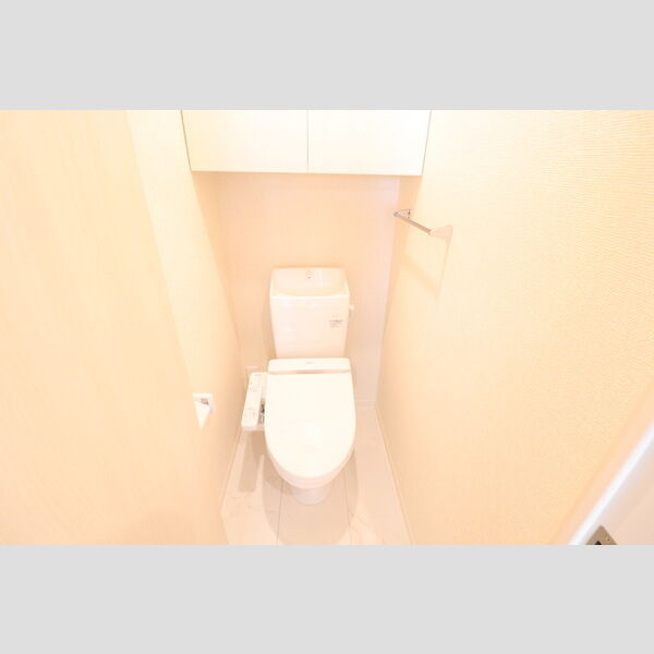 トイレ (101　温水洗浄便座)