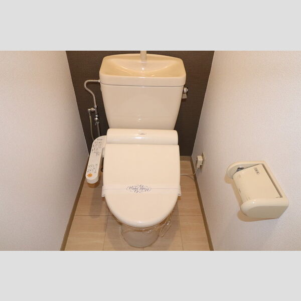 トイレ (温水洗浄暖房便座)