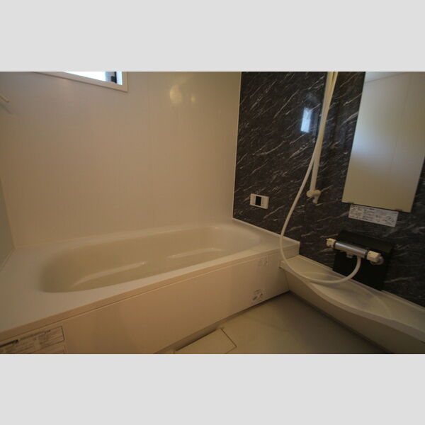 バス (303　一坪風呂)