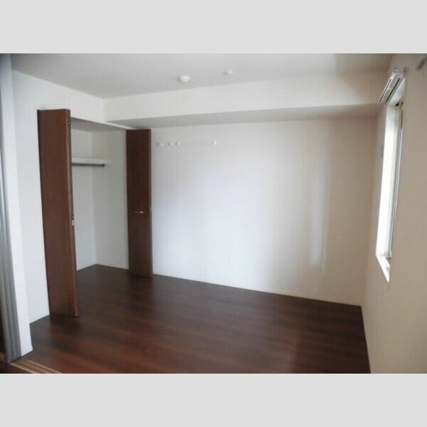 その他 (洋室7帖)