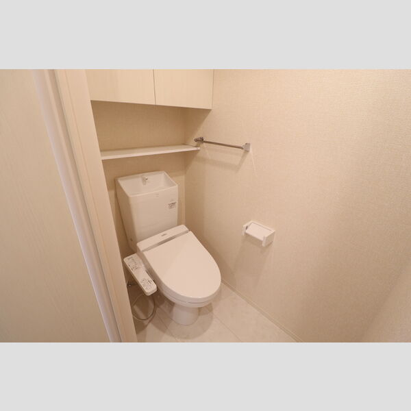 トイレ (305トイレ)