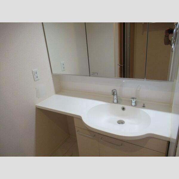 洗面所 (201　洗面化粧台)