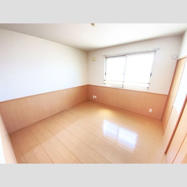 その他 (205洋室)