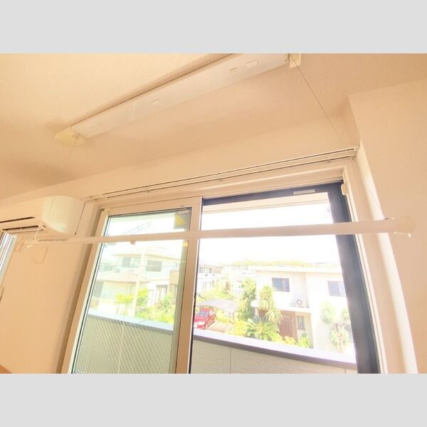 その他 (205室内物干し)