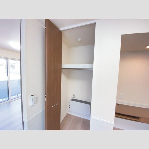 収納 (105クローゼット)