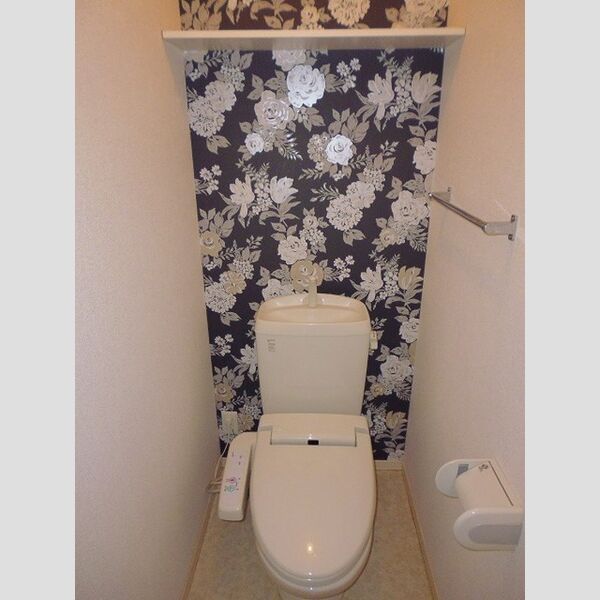 トイレ (102　温水洗浄暖房便座)