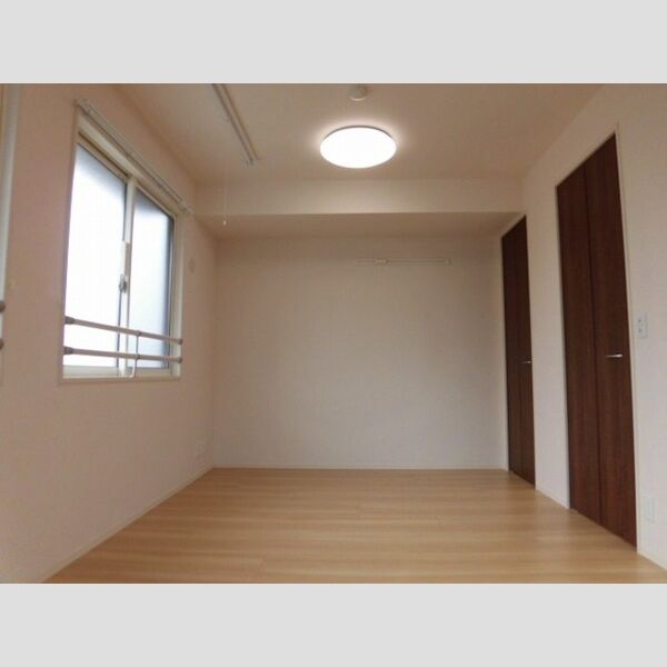 その他 (301　洋室)